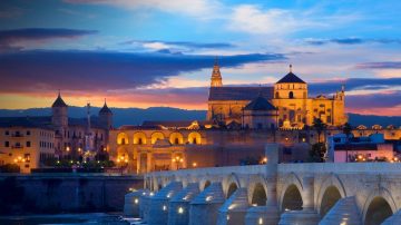 Visit Cordoba on your way from Granada to Seville