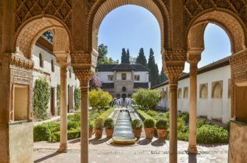 bespoke tour of Alhambra