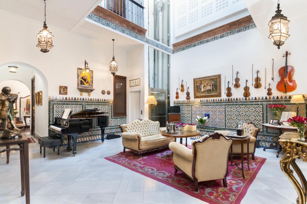 Visit seville , Hotel in Seville , Vintage Hotel in Seville