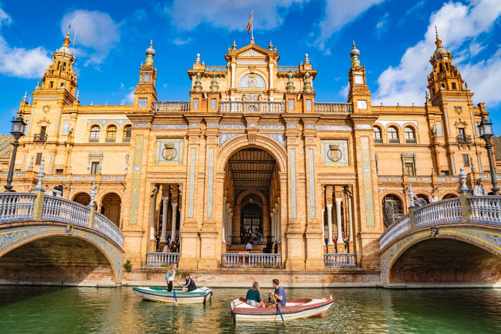 maria luisa park seville city break
