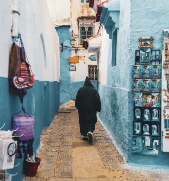Find the most authentic Moroccan handcrafts in Chefchaouen