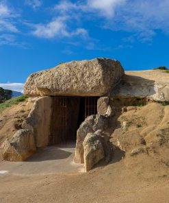 Visit the dolmenes Antequera on a day trip