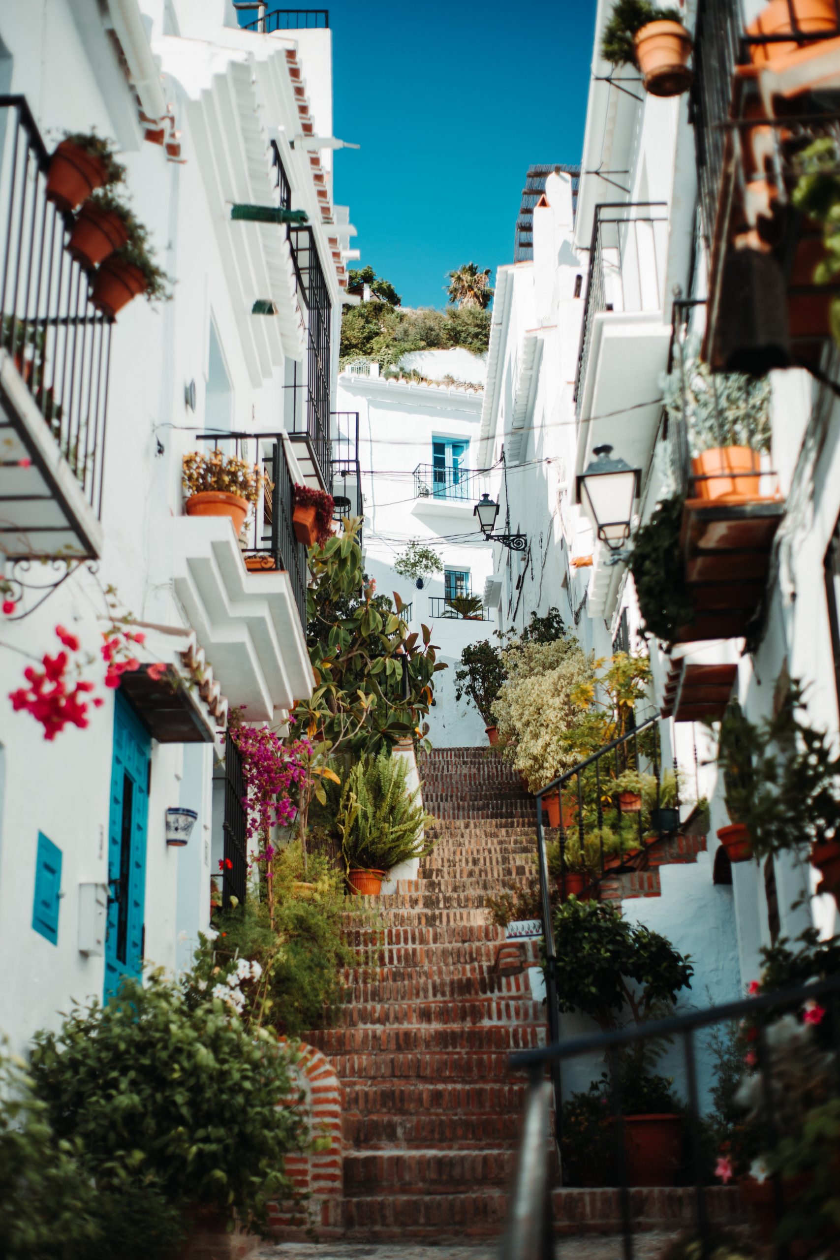 How to visit frigiliana from Granada on a day trip