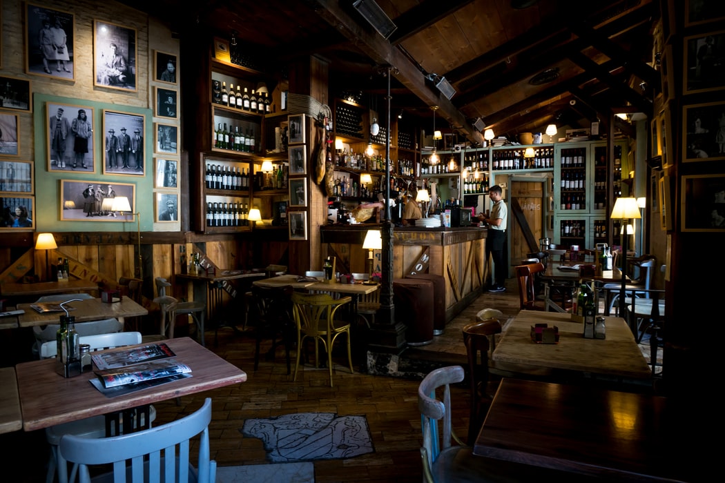 Bar in Spain: Tapas bar in Granada