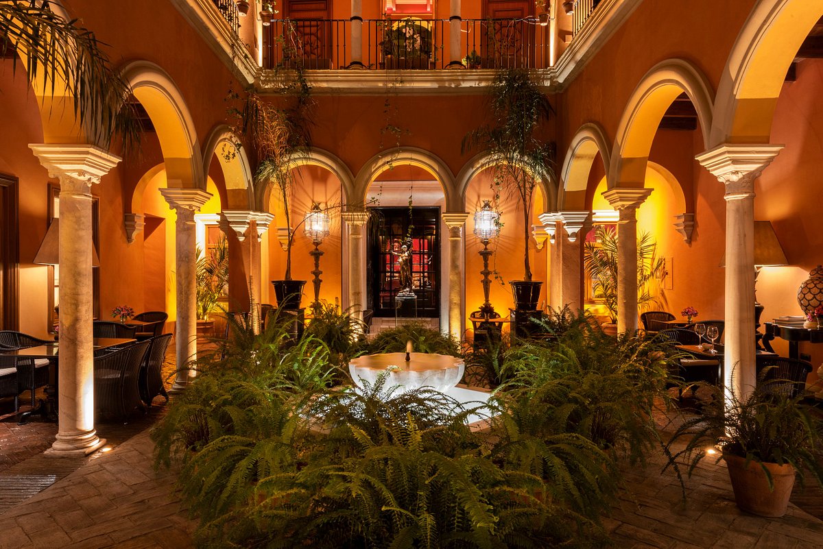 Charming hotels in Seville historical centre