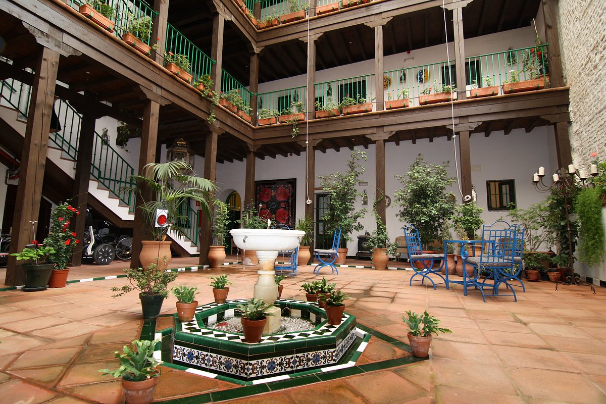 elegant hotels in seville city center