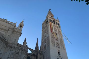 Best tours of Cathedral and Alcazar in Seville