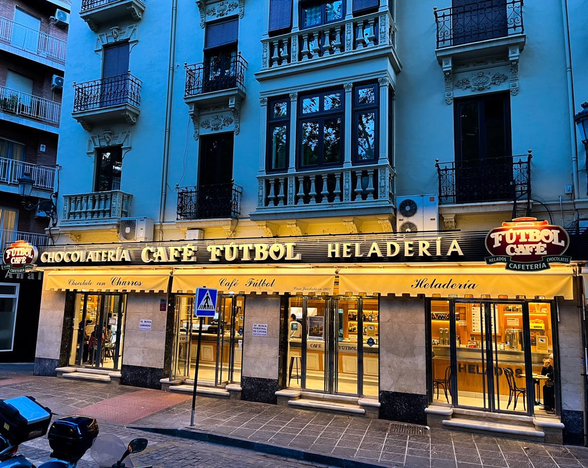 Where to eat churros in Granada