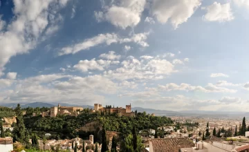 How to visit the Alhambra Granada