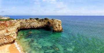 travel to the Algarve from Seville