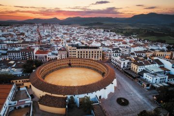 How to go to Ronda from Seville